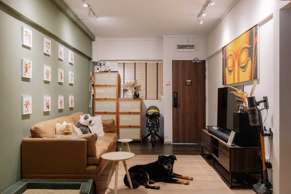 contemporary living room with vinyl flooring and tv console