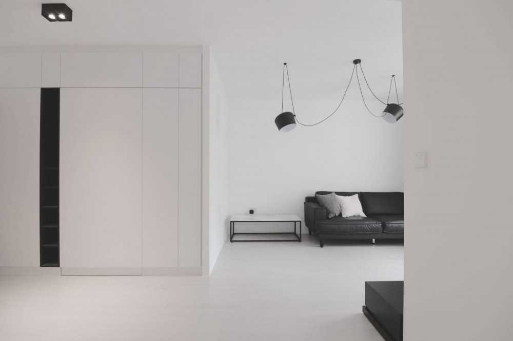 minimalist room